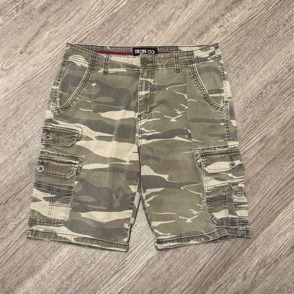 Iron Co Mens Y2K Camo Cargo Shorts Size 32 Text Mud Camo 1435620S Green Brown